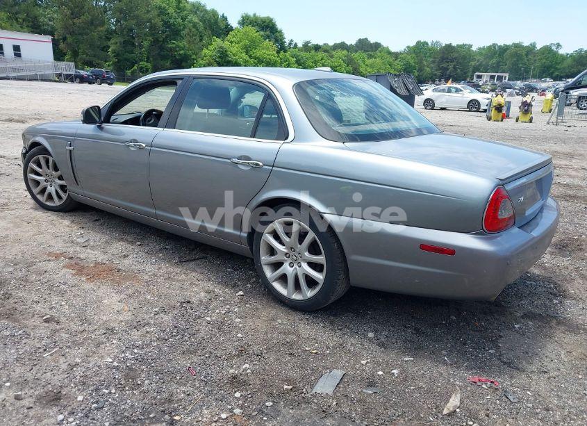Photo 3 of 2008 Jaguar Xj XJ8 L (VIN SAJWA79B58SH23223)