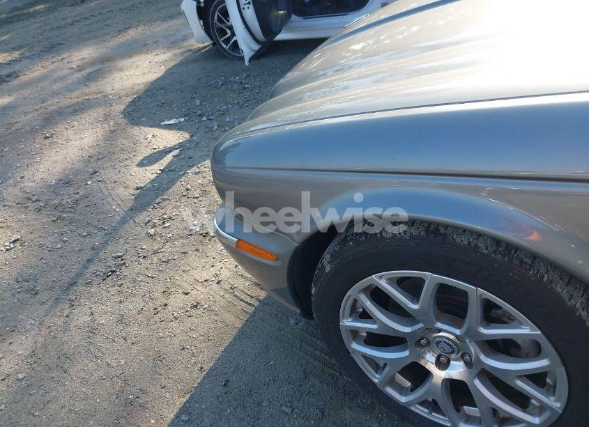 Photo 6 of 2005 Jaguar Xj XJ8 L (VIN SAJWA79C35SG49482)