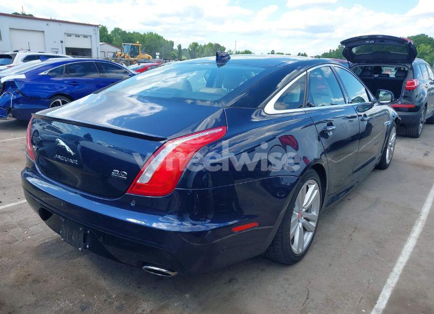 Photo 4 of 2019 Jaguar Xj R-SPORT (VIN SAJWJ1CD0K8W20865)