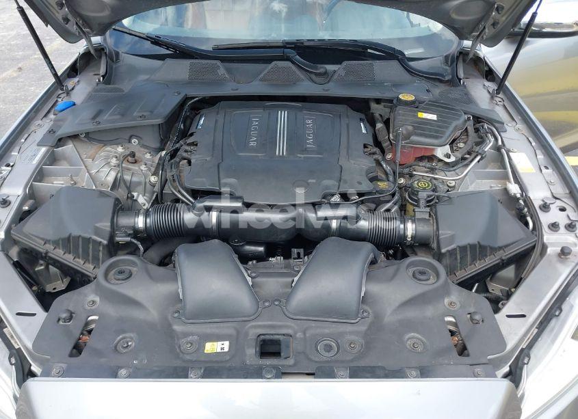 Photo 10 of 2013 Jaguar Xj (VIN SAJWJ1CD4D8V46305)