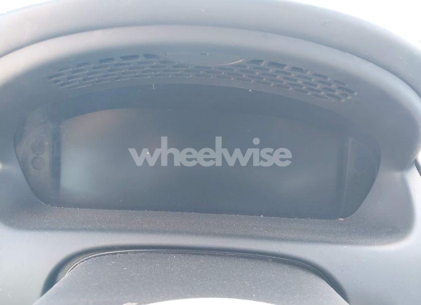 Photo 15 of 2015 Jaguar Xj (VIN SAJWJ1CD6F8V83990)