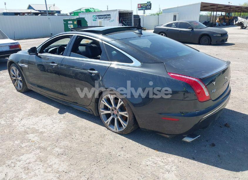 Photo 3 of 2015 Jaguar Xj (VIN SAJWJ1CD6F8V83990)