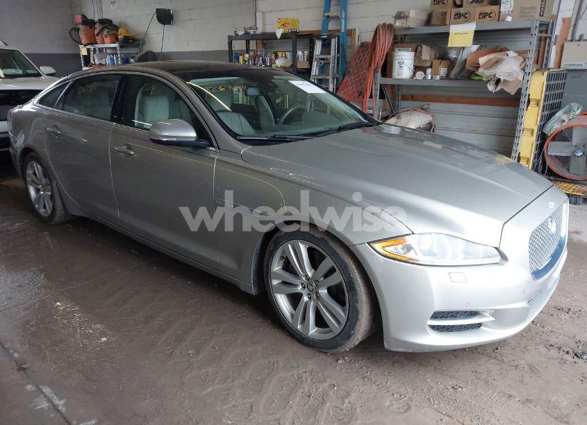 2013 Jaguar Xj XJL PORTFOLIO (VIN SAJWJ2GD0D8V50948) main photo