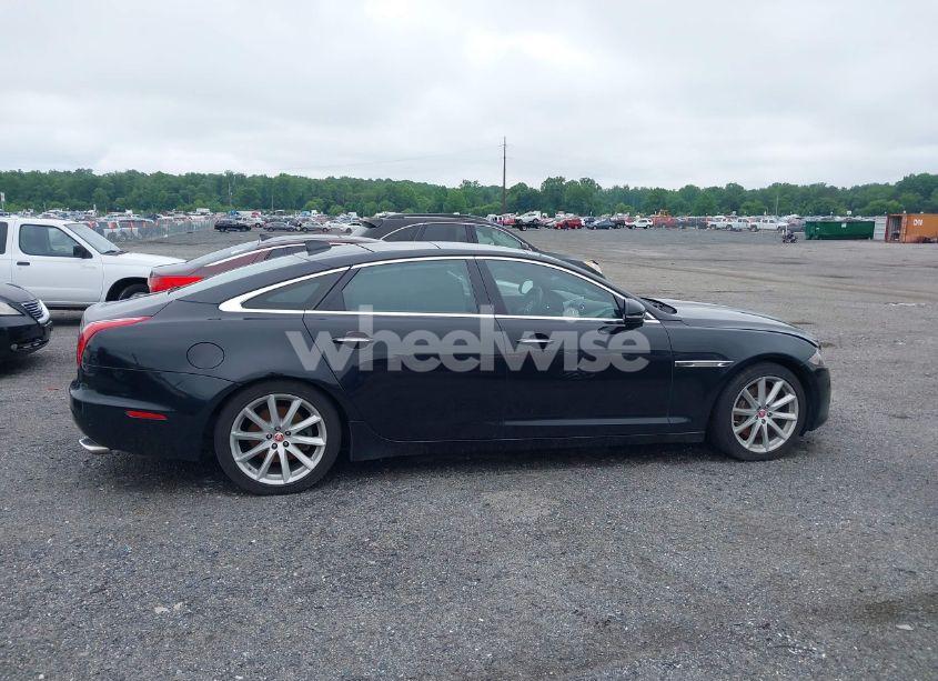 Photo 13 of 2016 Jaguar Xj XJL PORTFOLIO (VIN SAJWJ2GD0G8V97045)