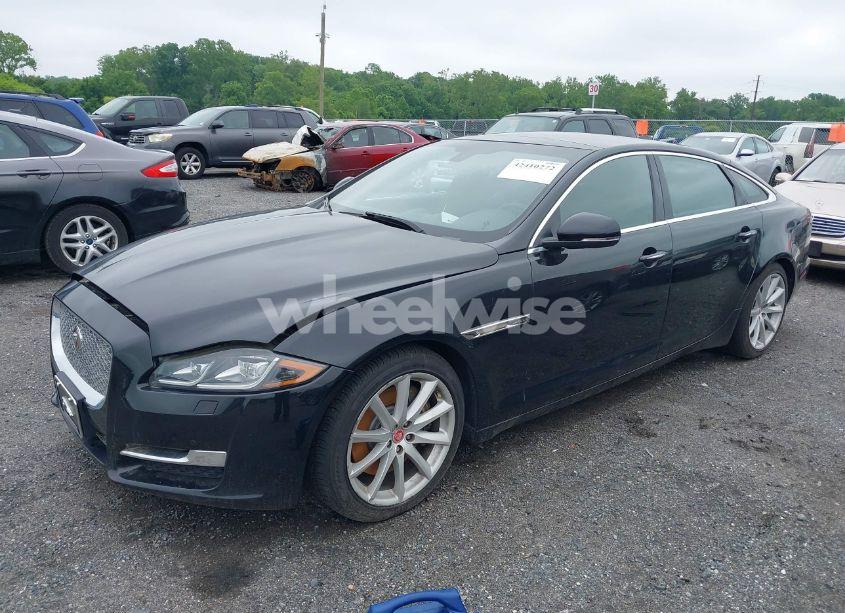 Photo 2 of 2016 Jaguar Xj XJL PORTFOLIO (VIN SAJWJ2GD0G8V97045)