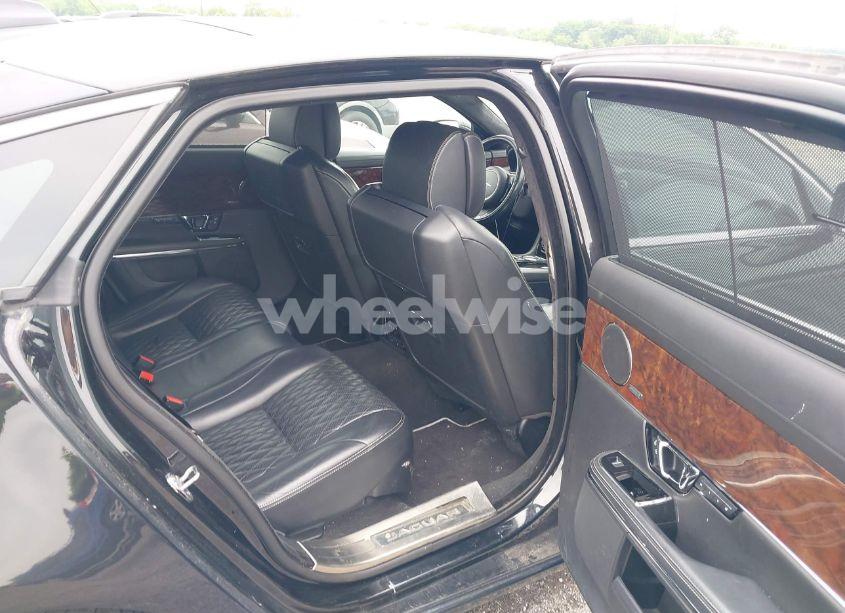 Photo 8 of 2016 Jaguar Xj XJL PORTFOLIO (VIN SAJWJ2GD0G8V97045)