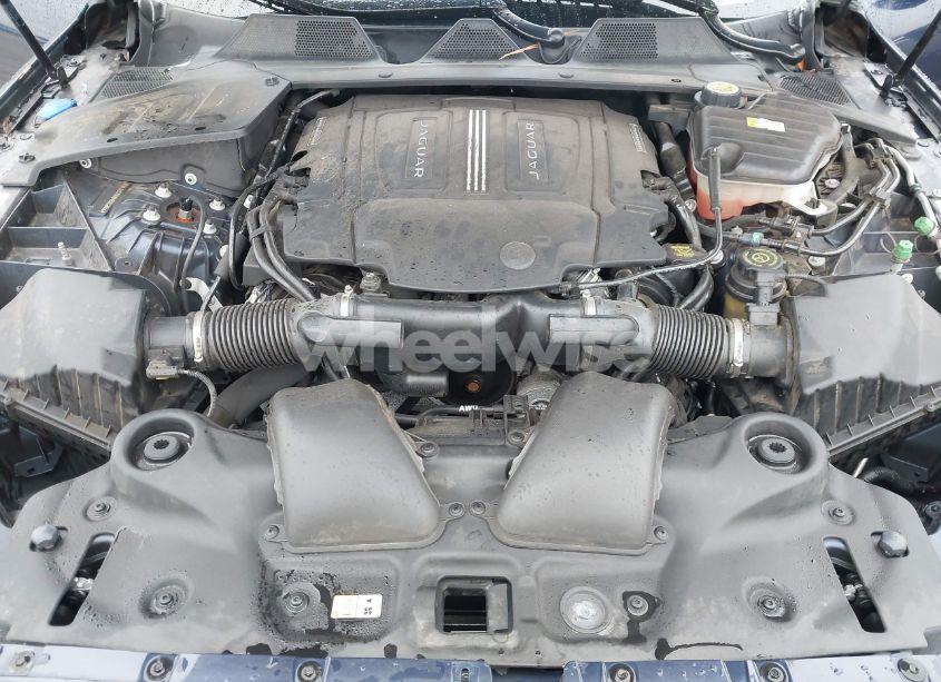 Photo 10 of 2017 Jaguar Xj (VIN SAJWJ2GD0H8W12466)