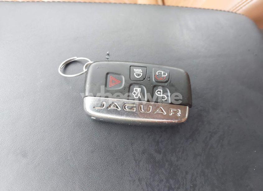 Photo 11 of 2017 Jaguar Xj (VIN SAJWJ2GD0H8W12466)