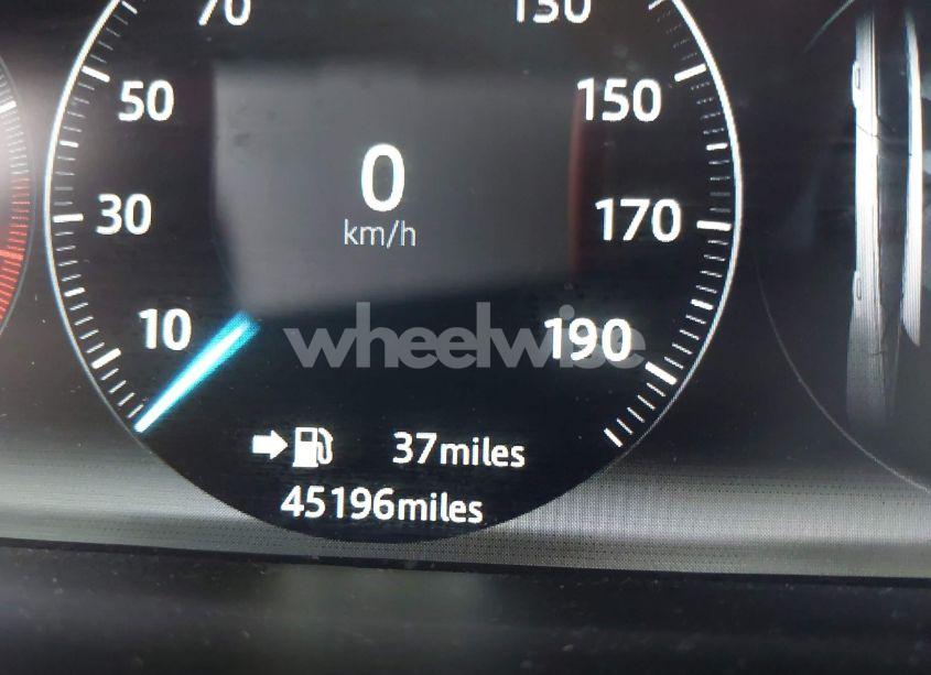 Photo 7 of 2017 Jaguar Xj (VIN SAJXJ1GD0H8W08934)