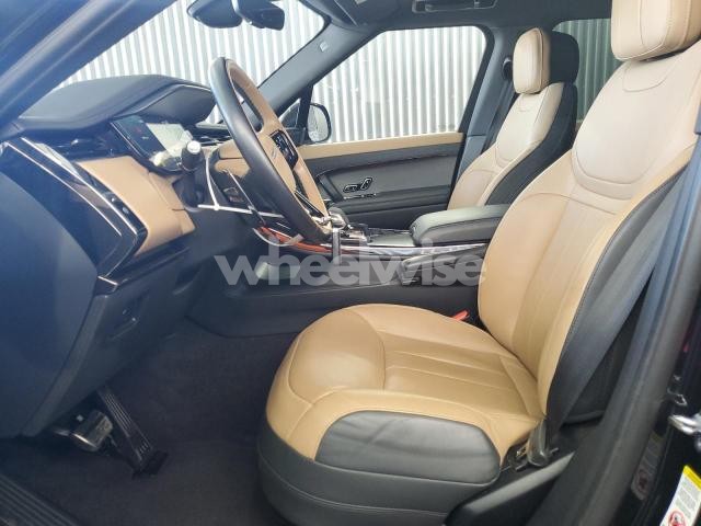 Photo 12 of 2024 LAND ROVER RANGE ROVER SPORT DYNAMIC SE N/A (VIN SAL1L9FU1RA402619)