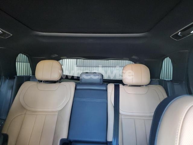 Photo 8 of 2024 LAND ROVER RANGE ROVER SPORT DYNAMIC SE N/A (VIN SAL1L9FU1RA402619)