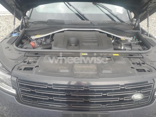 Photo 4 of 2024 LAND ROVER RANGE ROVER SPORT DYNAMIC SE N/A (VIN SAL1L9FU6RA174925)