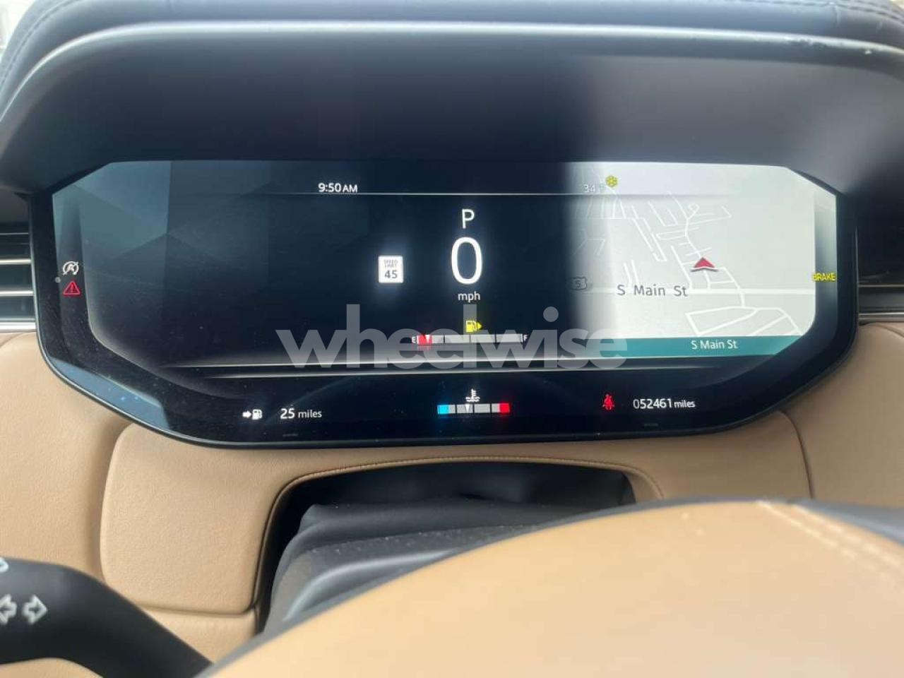 Photo 5 of 2023 LAND ROVER RANGE ROVER SPORT DYNAMIC SE (VIN SAL1P9EU8PA110100)