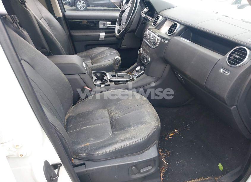 Photo 5 of 2012 Land Rover LR4 (VIN SALAB2D44CA597734)