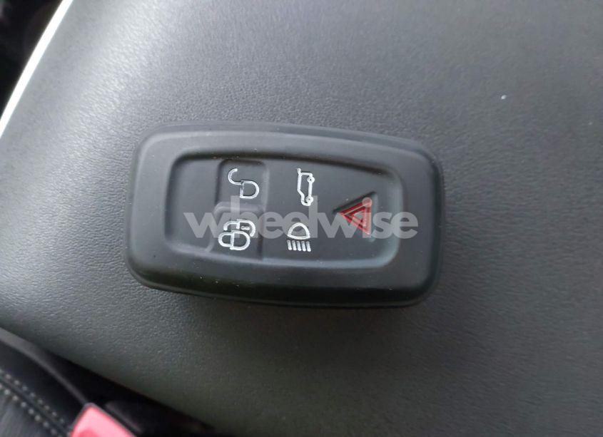 Photo 11 of 2010 Land Rover LR4 (VIN SALAF2D47AA513617)