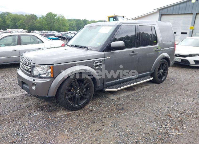Photo 2 of 2010 Land Rover LR4 (VIN SALAF2D47AA513617)