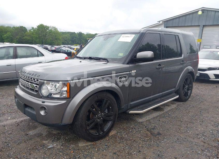 Photo 6 of 2010 Land Rover LR4 (VIN SALAF2D47AA513617)