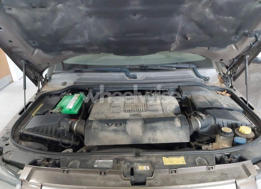 Photo 10 of 2010 Land Rover LR4 (VIN SALAG2D42AA536395)