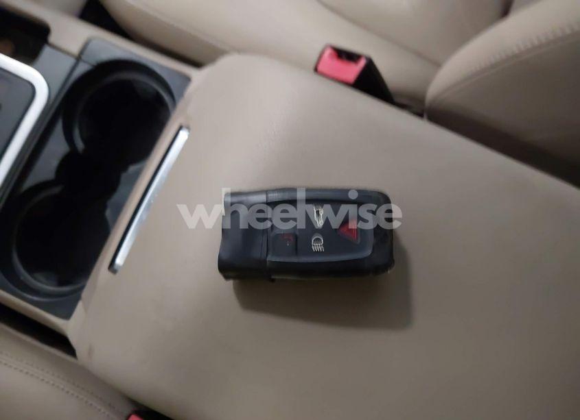 Photo 11 of 2010 Land Rover LR4 (VIN SALAG2D42AA536395)