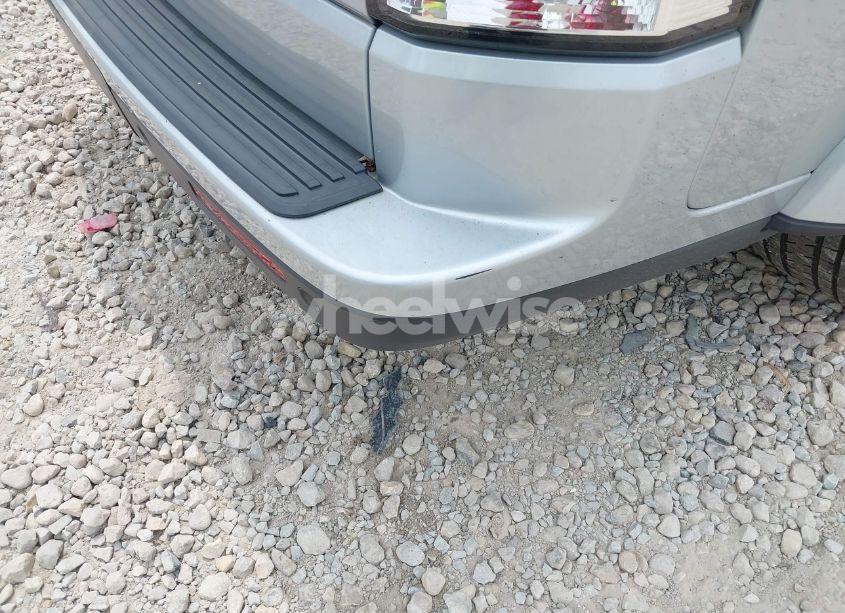 Photo 12 of 2011 Land Rover LR4 (VIN SALAG2D42BA565770)