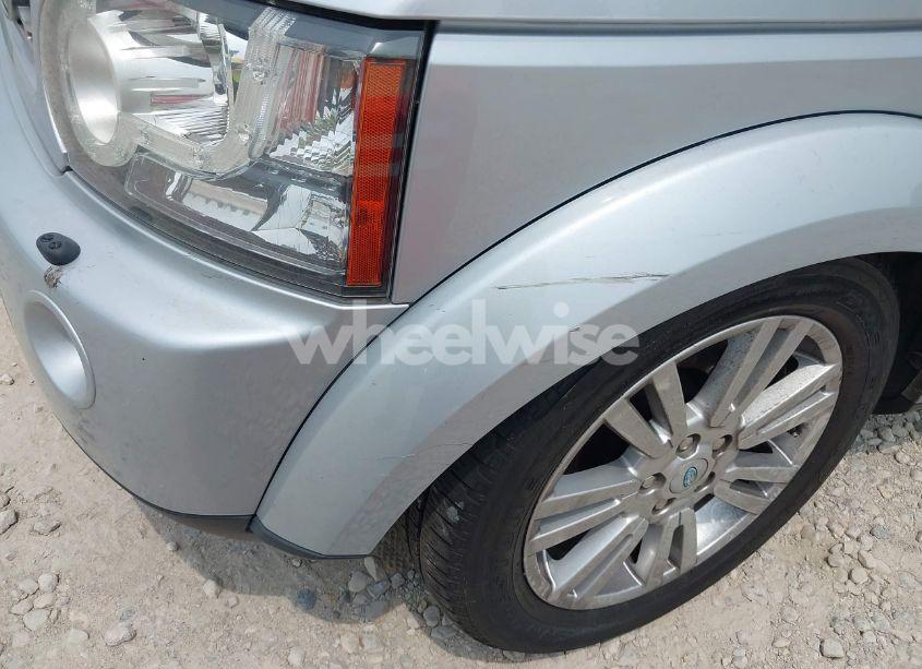 Photo 6 of 2011 Land Rover LR4 (VIN SALAG2D42BA565770)