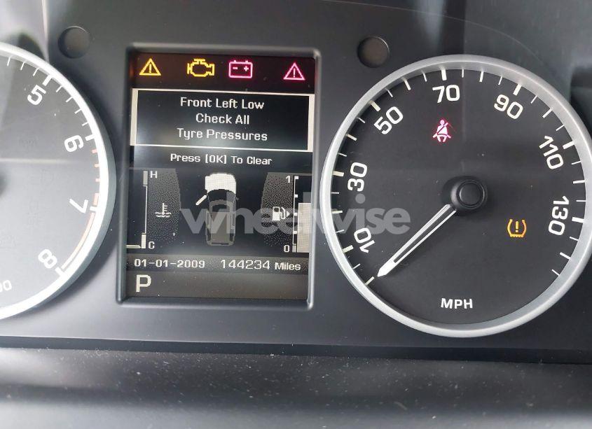 Photo 7 of 2011 Land Rover LR4 (VIN SALAG2D42BA565770)