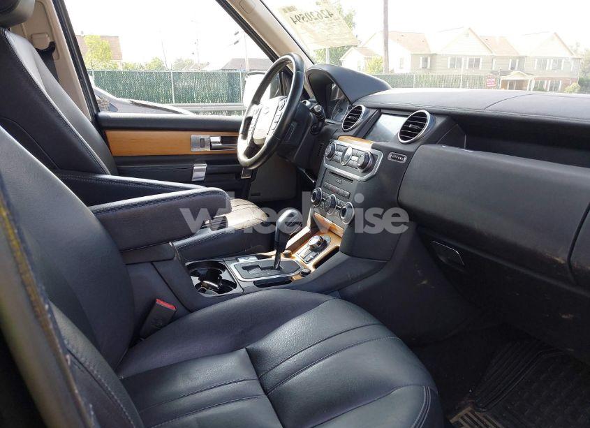 Photo 5 of 2013 Land Rover LR4 (VIN SALAG2D44DA697884)