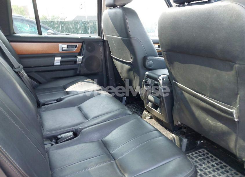 Photo 8 of 2013 Land Rover LR4 (VIN SALAG2D44DA697884)