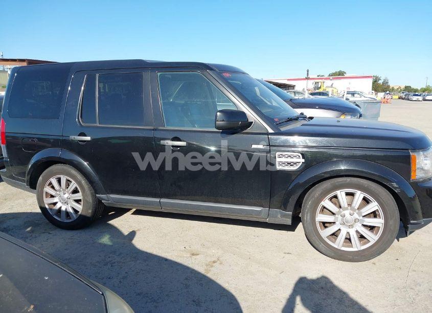 Photo 13 of 2013 Land Rover LR4 (VIN SALAG2D45DA698218)
