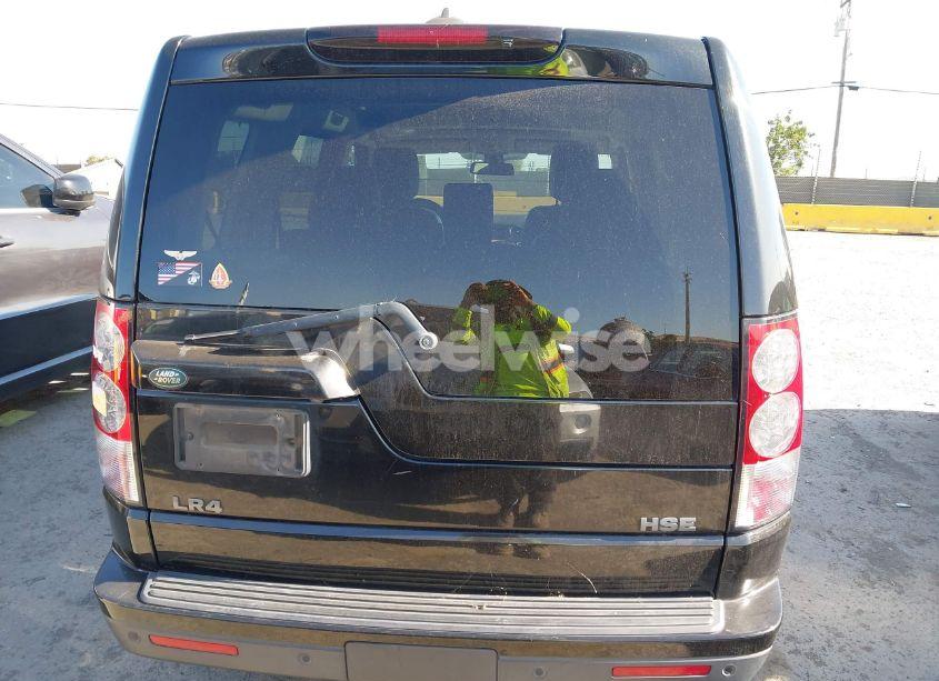 Photo 16 of 2013 Land Rover LR4 (VIN SALAG2D45DA698218)