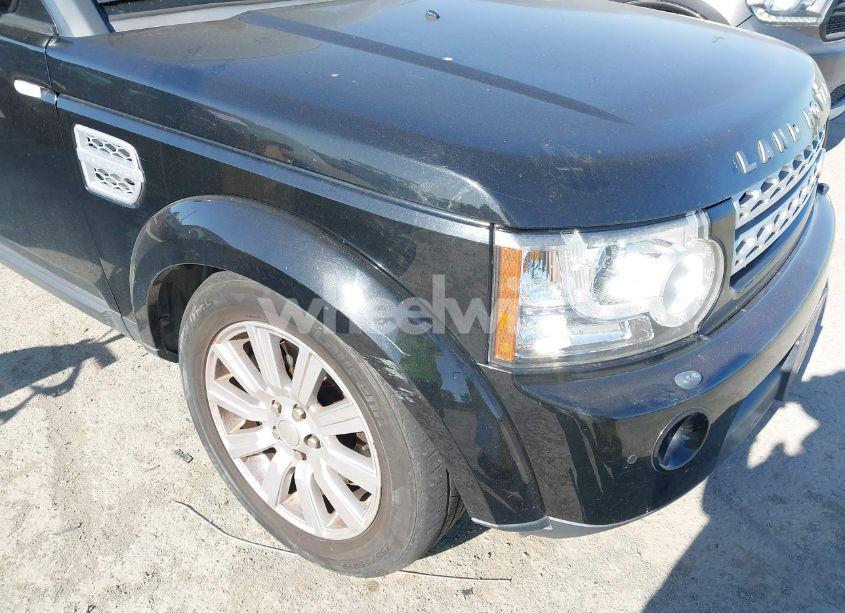 Photo 6 of 2013 Land Rover LR4 (VIN SALAG2D45DA698218)