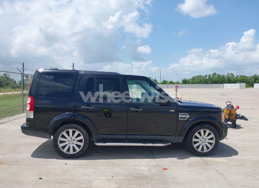 Photo 13 of 2013 Land Rover LR4 (VIN SALAG2D46DA669570)