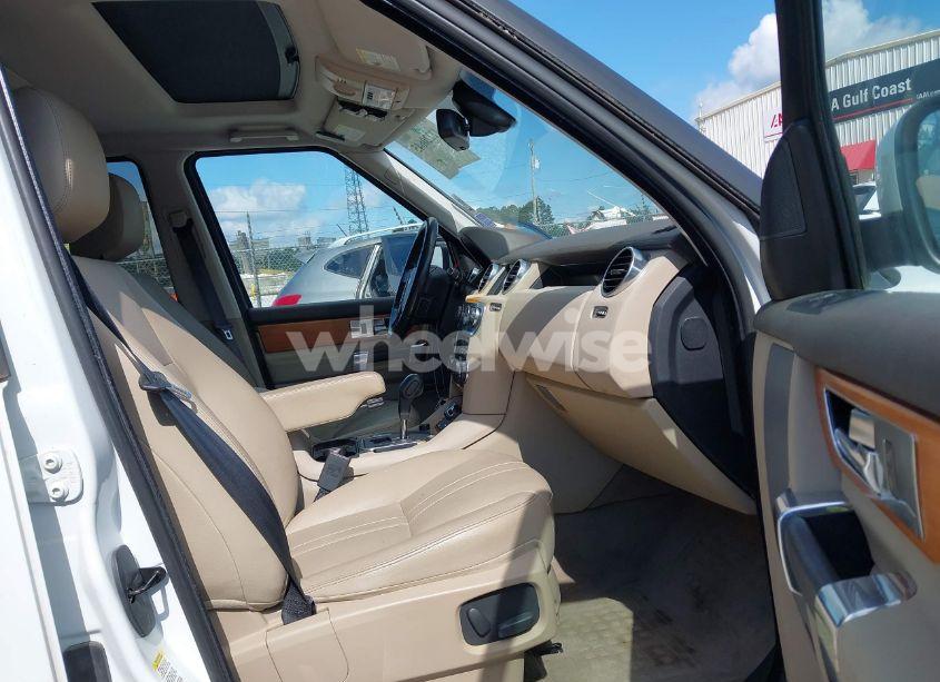 Photo 5 of 2013 Land Rover LR4 (VIN SALAG2D46DA688409)