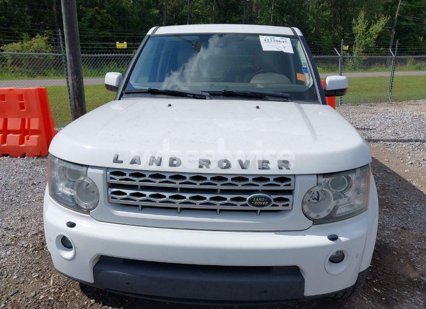 Photo 6 of 2013 Land Rover LR4 (VIN SALAG2D46DA688409)