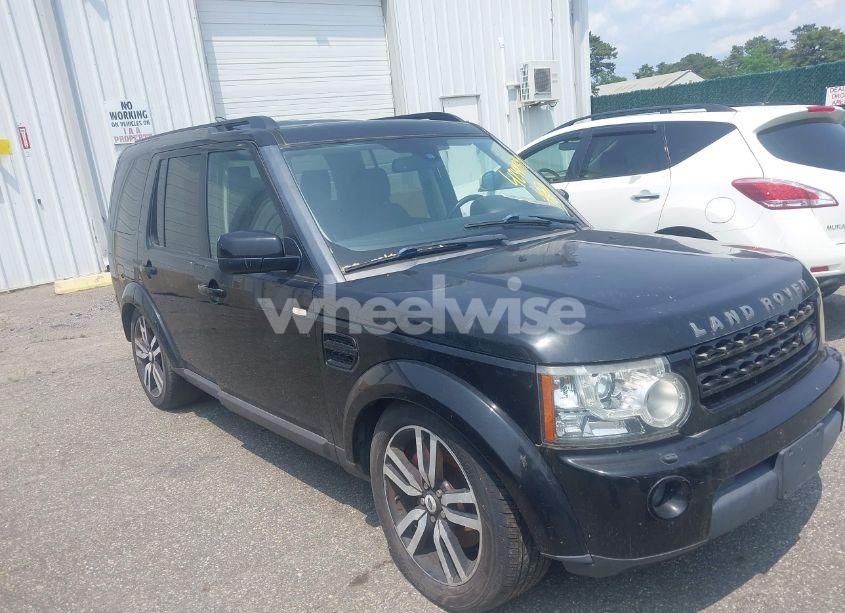 2011 Land Rover LR4 (VIN SALAG2D48BA585537) main photo