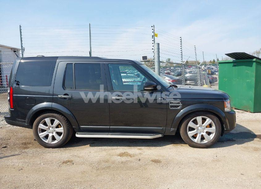 Photo 13 of 2015 Land Rover LR4 (VIN SALAG2V60FA759297)