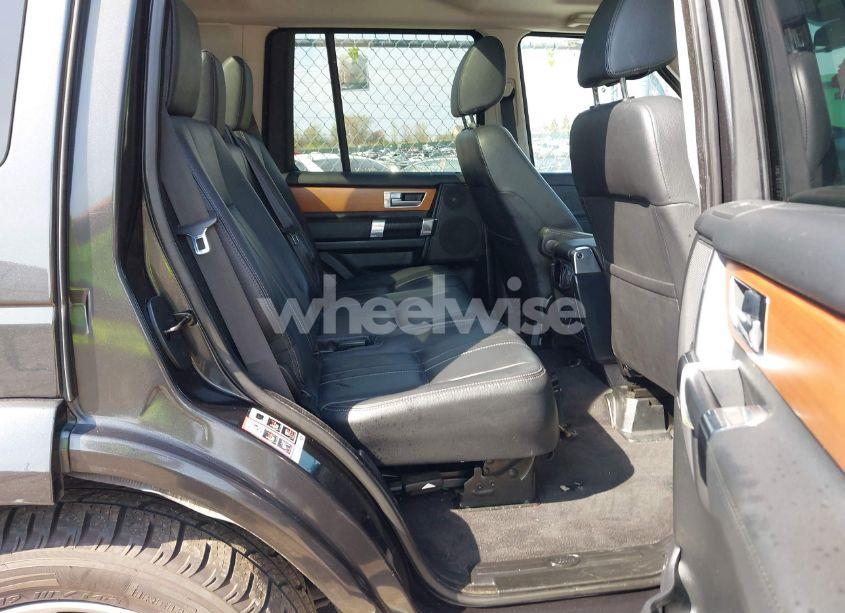 Photo 8 of 2015 Land Rover LR4 (VIN SALAG2V60FA759297)