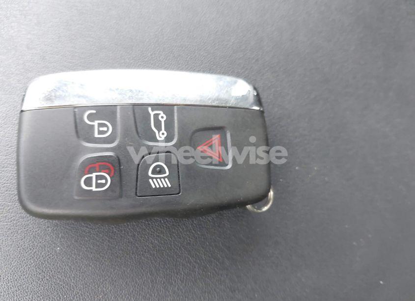 Photo 11 of 2016 Land Rover LR4 (VIN SALAG2V64GA797066)