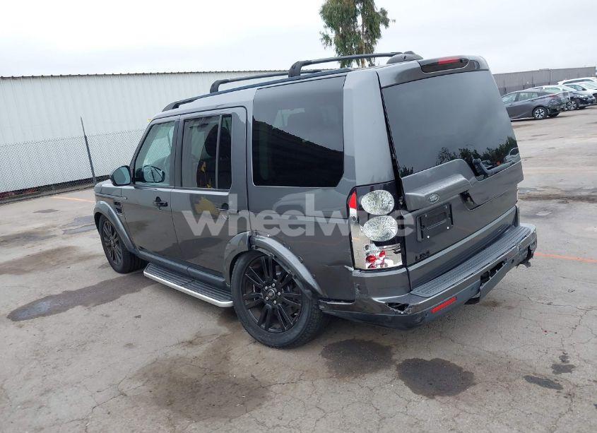 Photo 3 of 2016 Land Rover LR4 (VIN SALAG2V64GA797066)