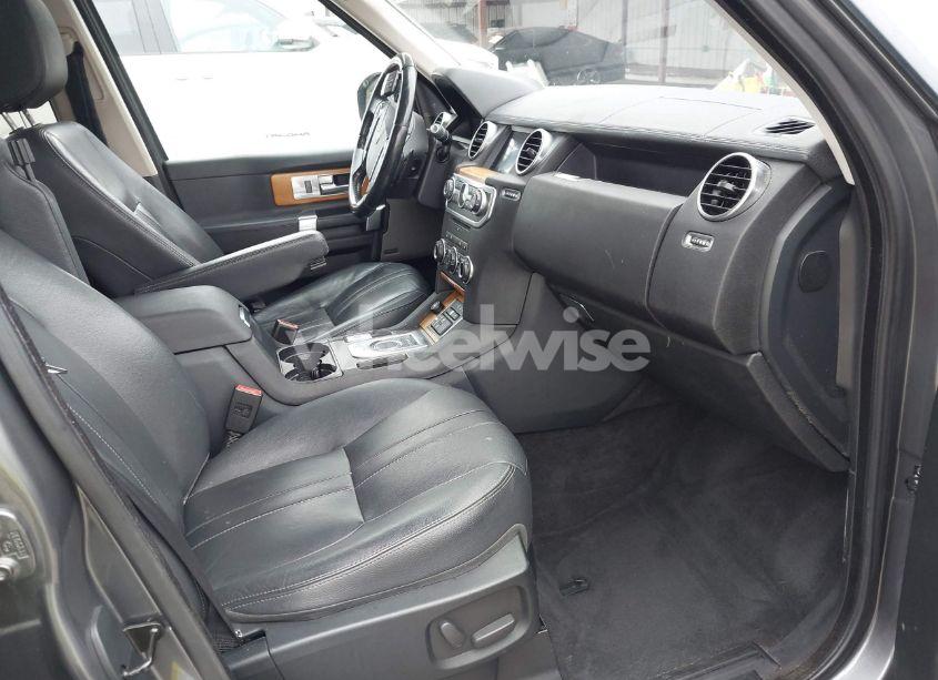 Photo 5 of 2016 Land Rover LR4 (VIN SALAG2V64GA797066)