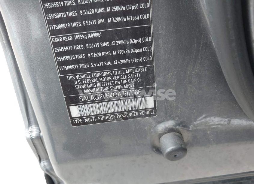 Photo 9 of 2016 Land Rover LR4 (VIN SALAG2V64GA797066)