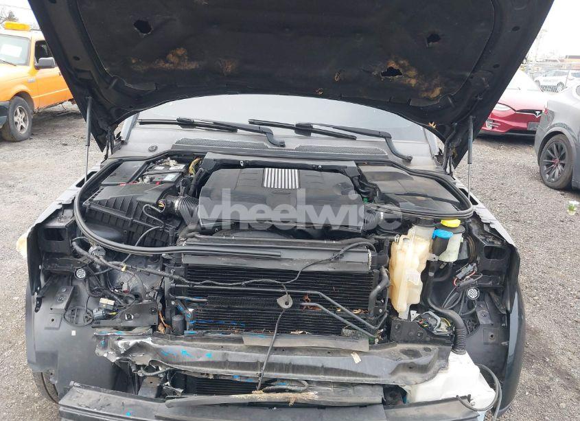 Photo 10 of 2016 Land Rover LR4 (VIN SALAG2V65GA797187)