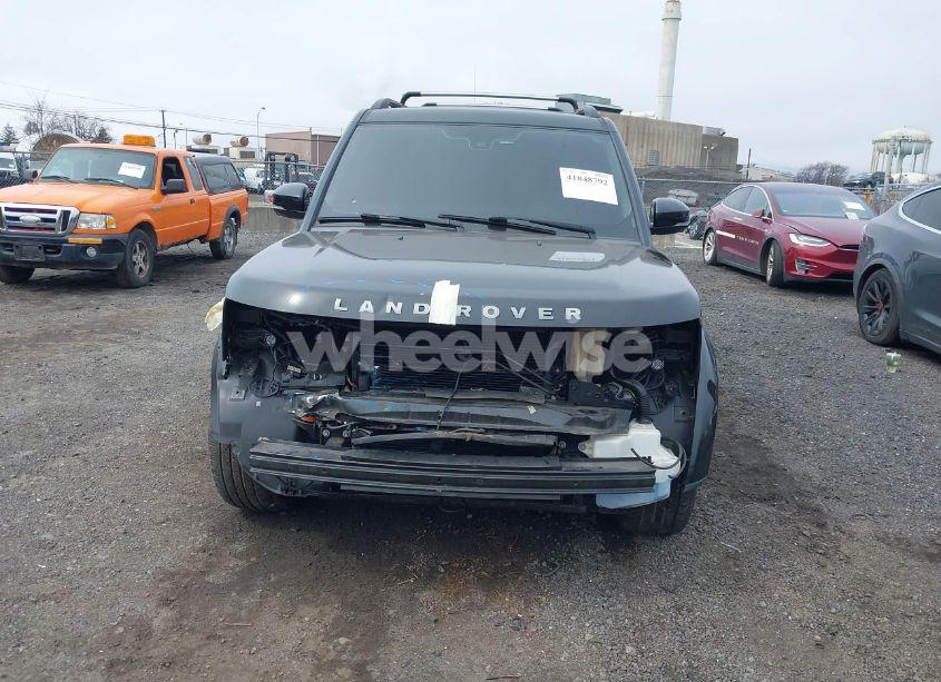 Photo 6 of 2016 Land Rover LR4 (VIN SALAG2V65GA797187)