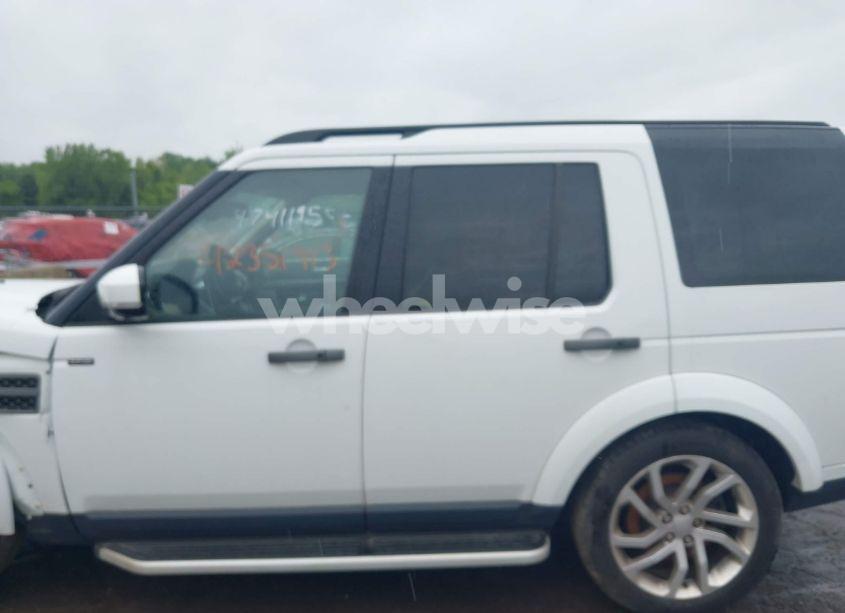 Photo 14 of 2016 Land Rover LR4 (VIN SALAG2V65GA827367)