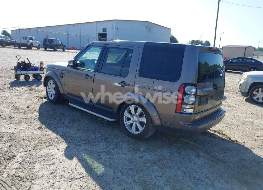 Photo 3 of 2015 Land Rover LR4 (VIN SALAG2V69FA765454)