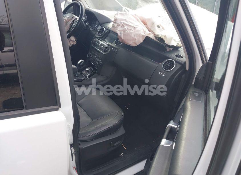 Photo 5 of 2013 Land Rover LR4 (VIN SALAK2D40DA656408)