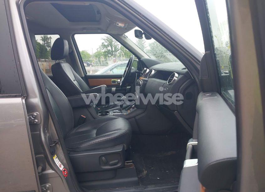 Photo 5 of 2010 Land Rover LR4 (VIN SALAK2D41AA526701)