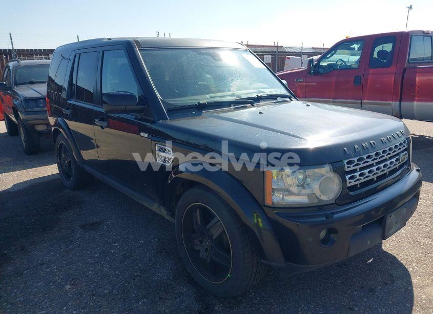 2011 Land Rover LR4 (VIN SALAK2D41BA547338) main photo