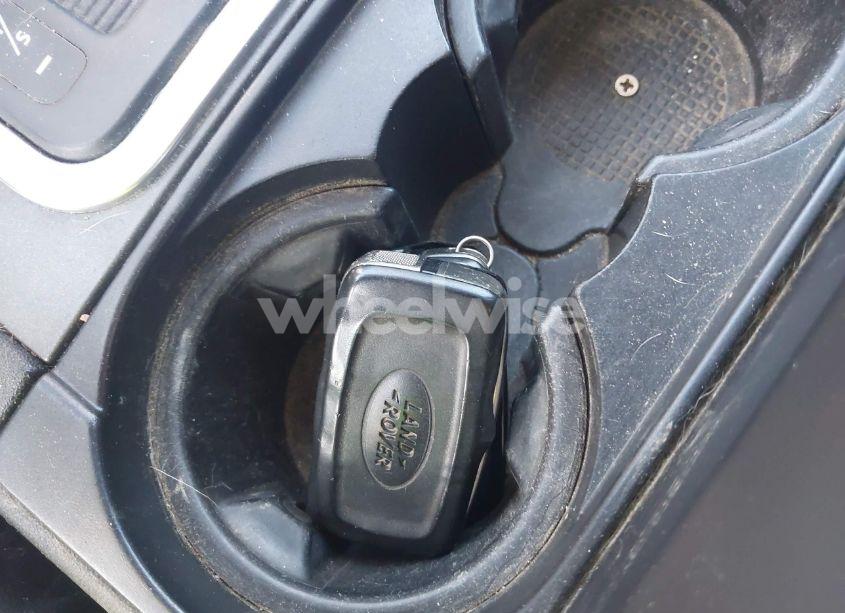 Photo 11 of 2011 Land Rover LR4 (VIN SALAK2D41BA547338)