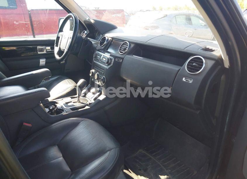 Photo 5 of 2011 Land Rover LR4 (VIN SALAK2D41BA547338)